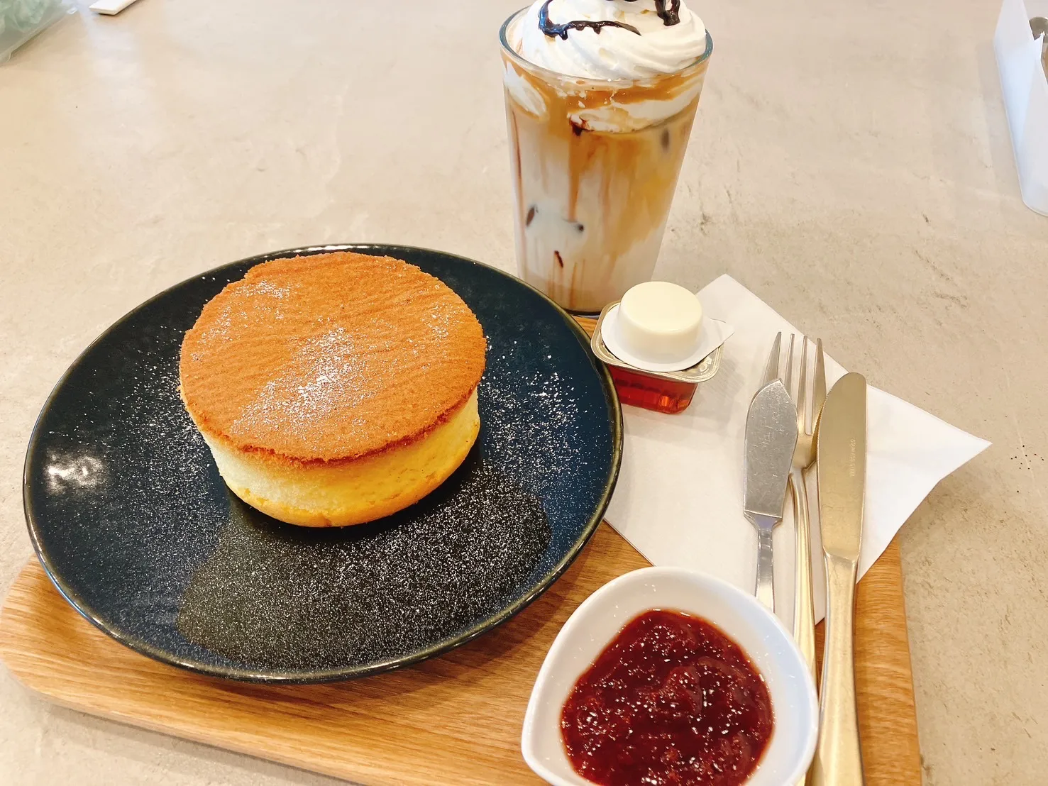 サンドカフェ宇治駅近く